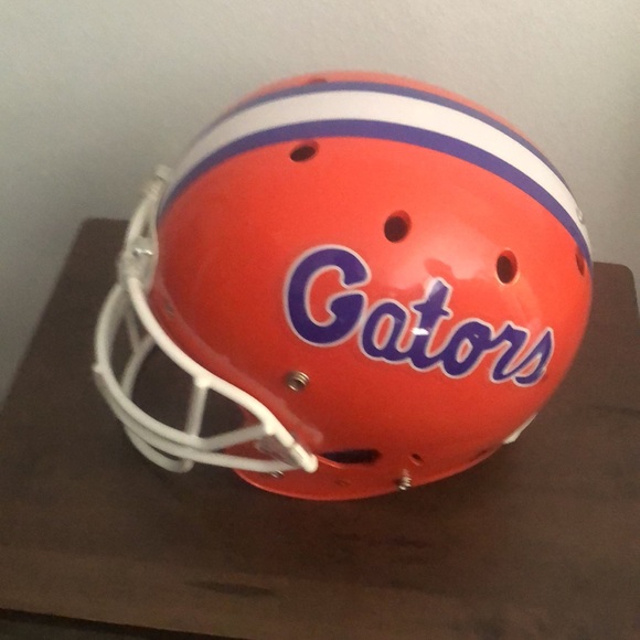 SCHULTZ Gator 🐊 Replica Helmet - Picture 4 of 6